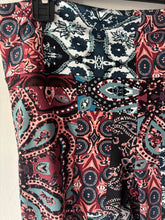 Charger l&#39;image dans la galerie, Legging motif bleu, bourgogne | VLAC-103 (XL généreux)
