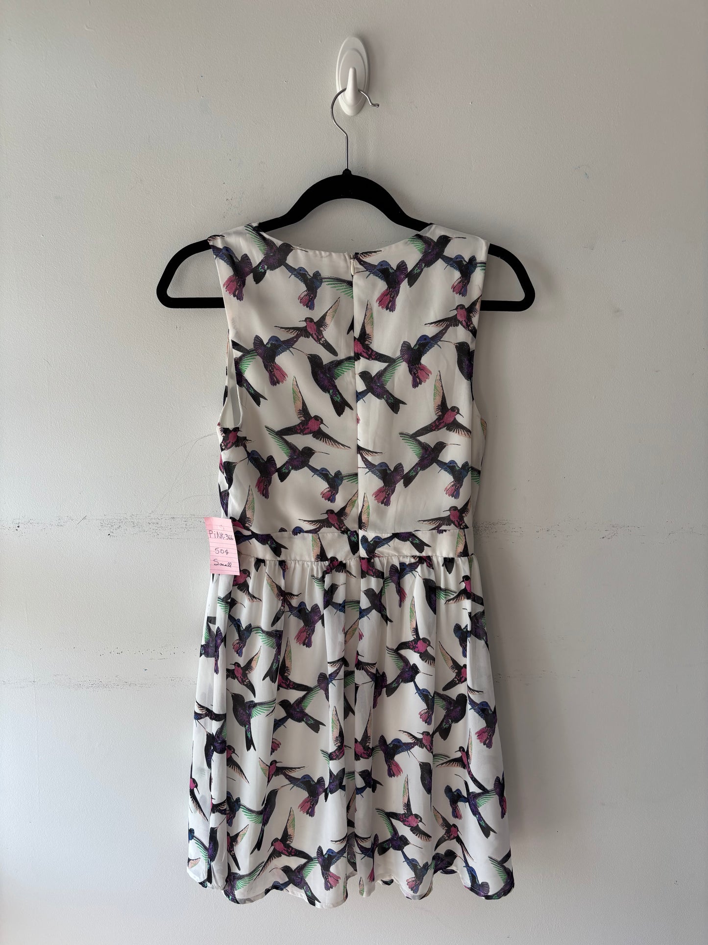 Robe crème, motif oiseau | PINK-366 (S fait petit)