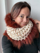Charger l&#39;image dans la galerie, Foulard fourrure Hélènou

