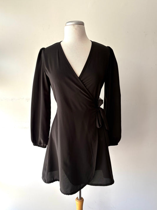 Robe noire cache-coeur manche longue | EROY-40 (M)