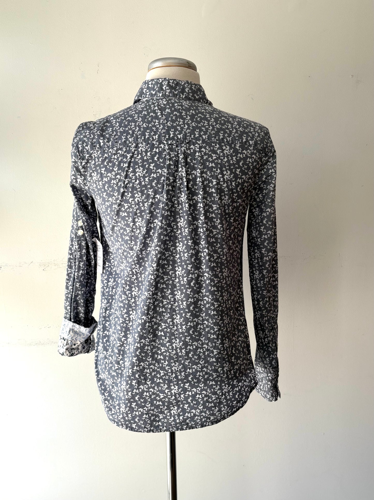 Chemise grise motif blanc papillon, manche longue | GCAR-13 (XS)