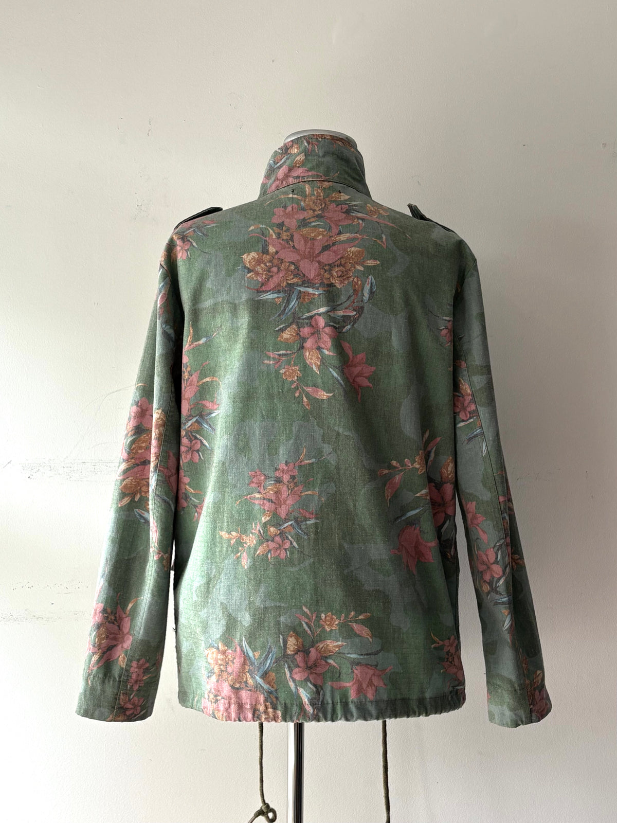 Veste verte motif fleur rose cendré | ALAP-13 (S)