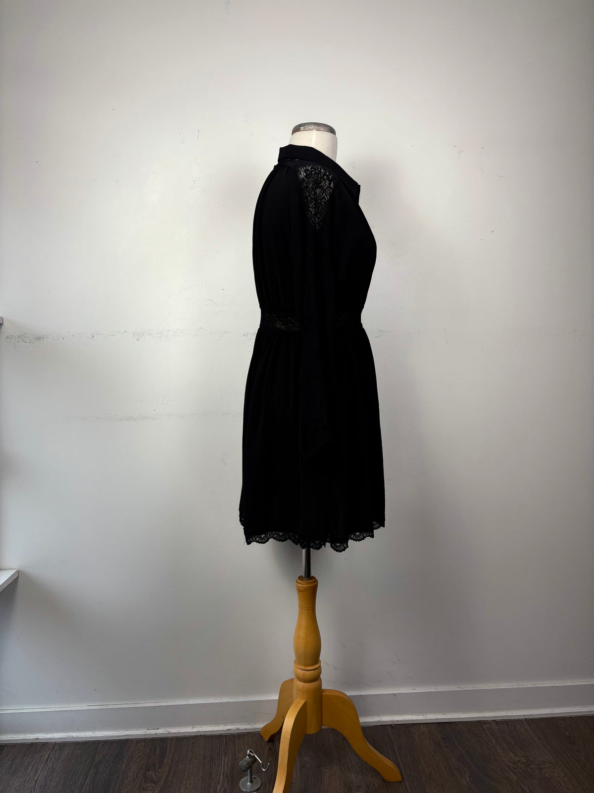 🧚 Robe noire manche longue/dentelle | MDUB-08 (S)