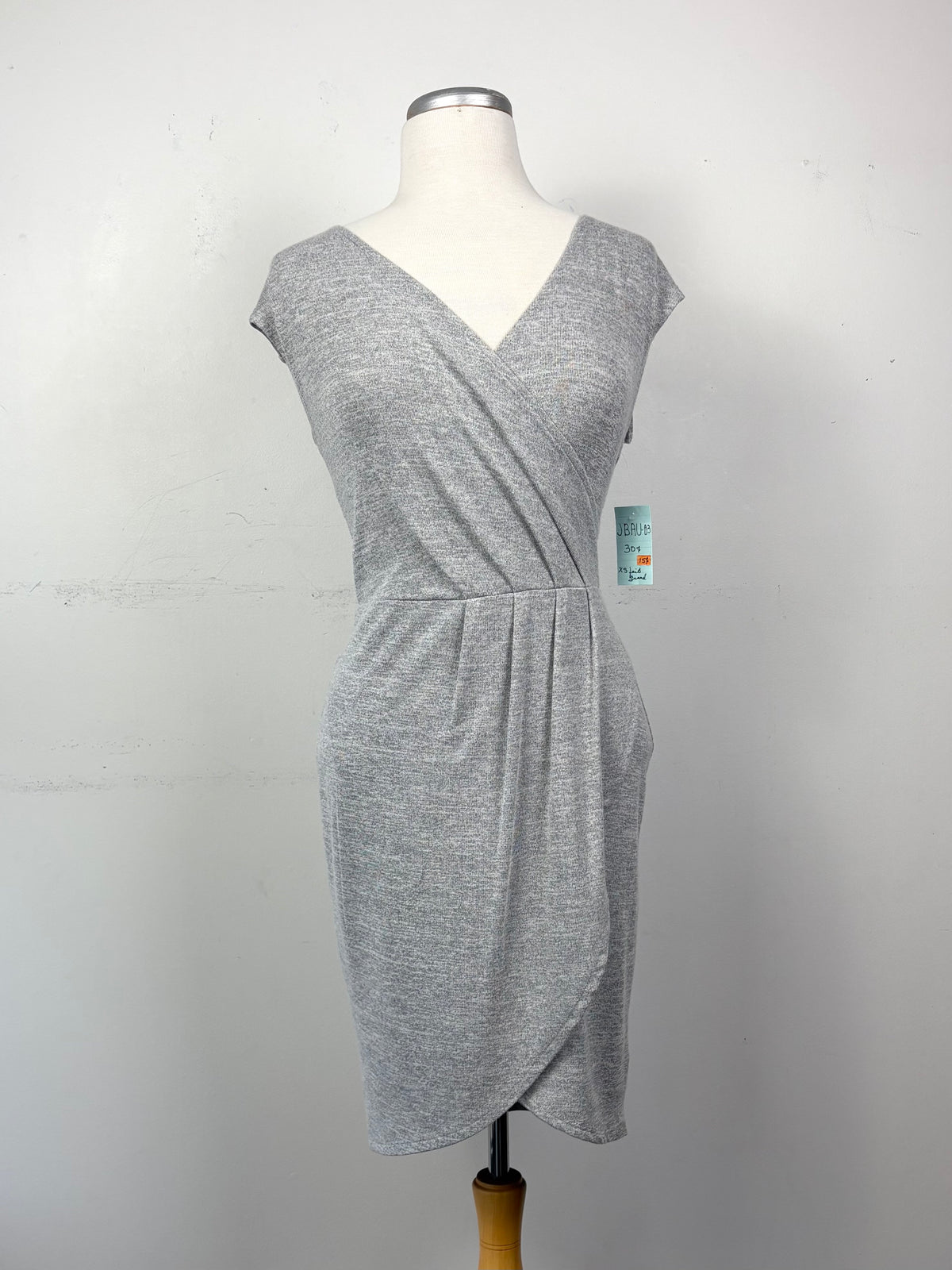🧚Robe grise pas manche | JBAU-03 (XS fait grand)