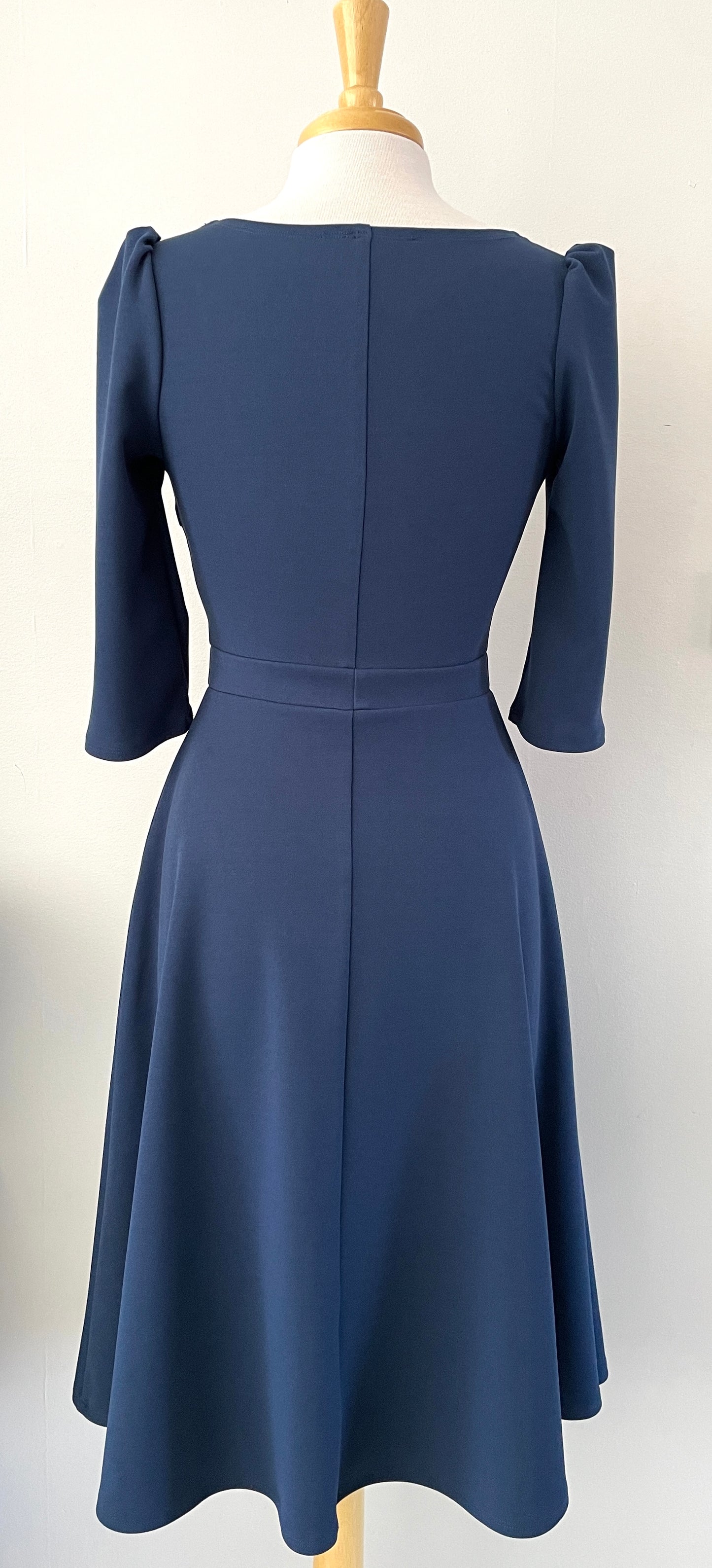 Robe manches 3/4 et plis creux au devant | Hortense (Pinkmuchacha)