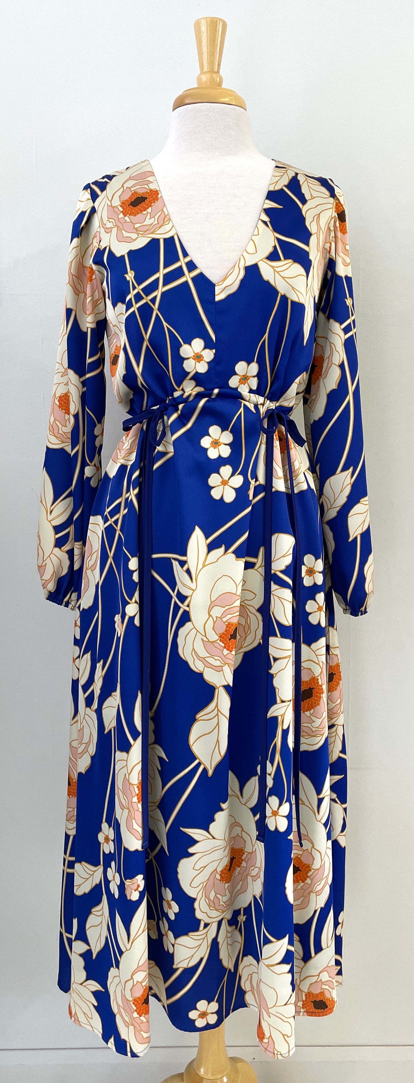 Robe longue, encolure "V" et manches longues | Clara (Pinkmuchacha)