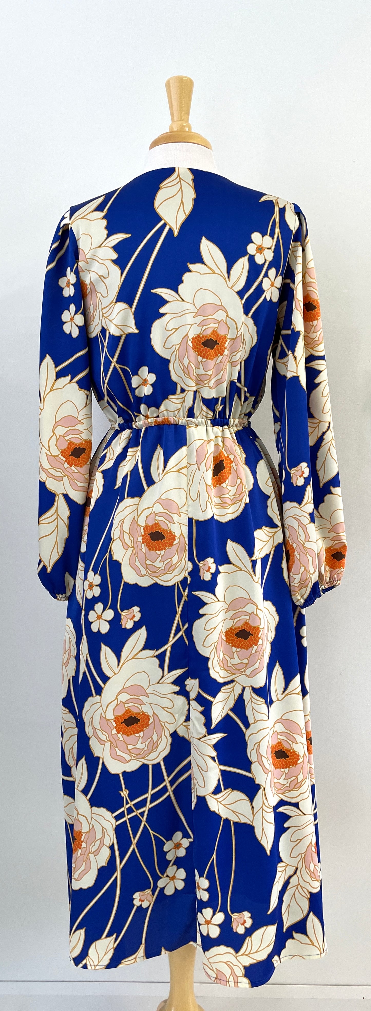 Robe longue, encolure "V" et manches longues | Clara (Pinkmuchacha)