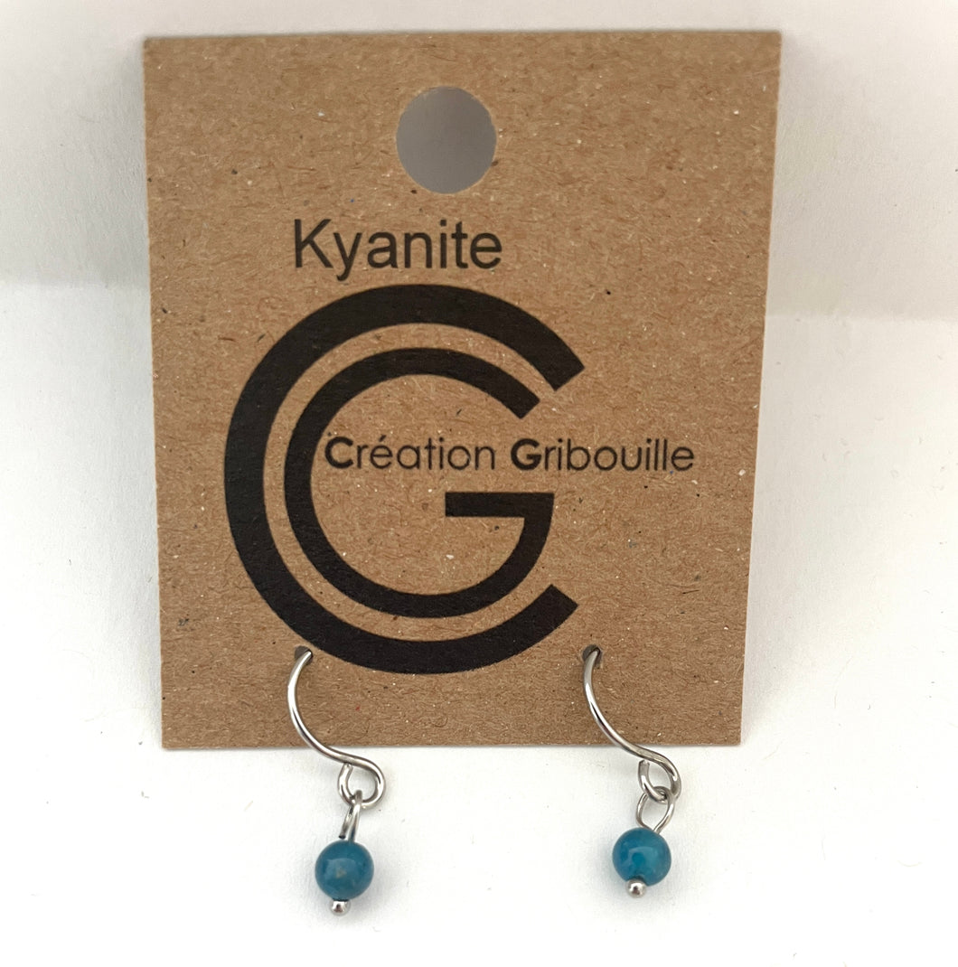 B.O. Kyanite 349 (Gribouille)