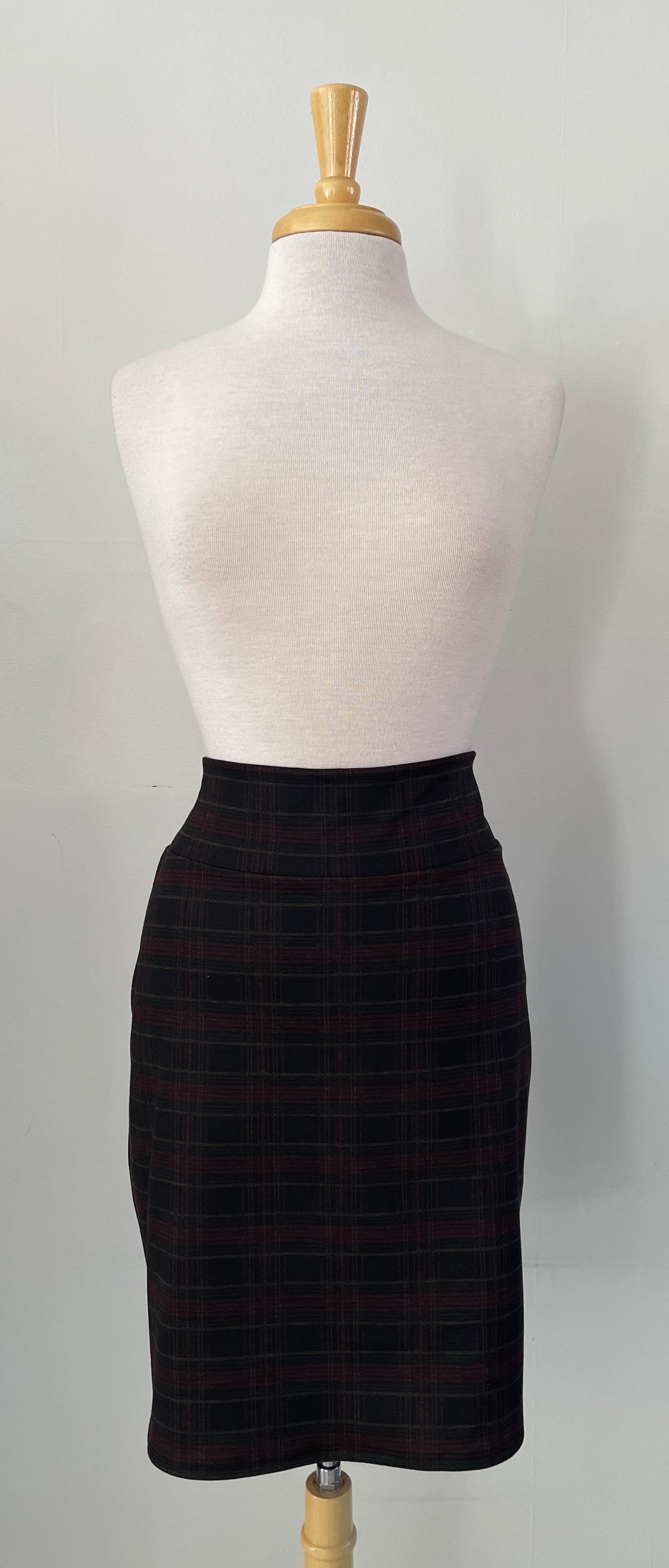 Jupe avec pince au dos, tissu à carreaux |  Jupe PKM 2.0 Carreaux (Pinkmuchacha)