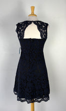 Charger l&#39;image dans la galerie, Robe dentelle marine/noire, pas manche | SRIV-11 (10 ans)
