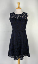 Charger l&#39;image dans la galerie, Robe dentelle marine/noire, pas manche | SRIV-11 (10 ans)
