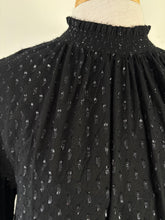 Charger l&#39;image dans la galerie, Robe noire, volant bas, manche longue | PINK-362 (L)
