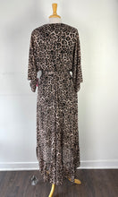 Charger l&#39;image dans la galerie, Robe longue motif léopard manche 3/4 | MTUR-15 (M-L)
