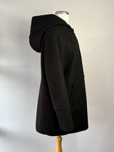 Charger l'image dans la galerie, Veste capuchon noir | KLAV-10 (XL)
