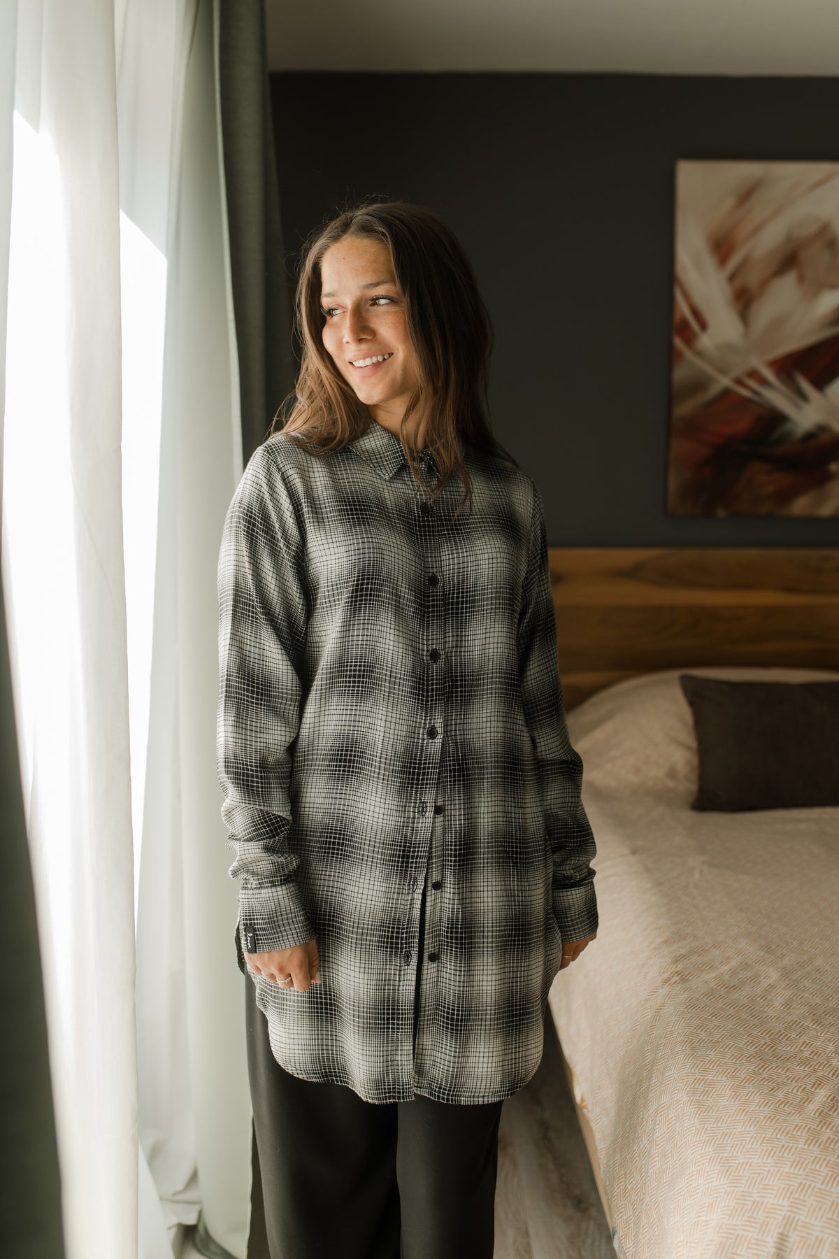 Robe chemise carreau noir et blanc | Playa | Louve