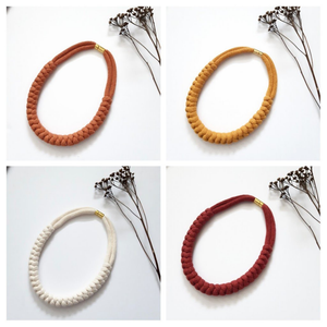 Collier Ari Snake Knot