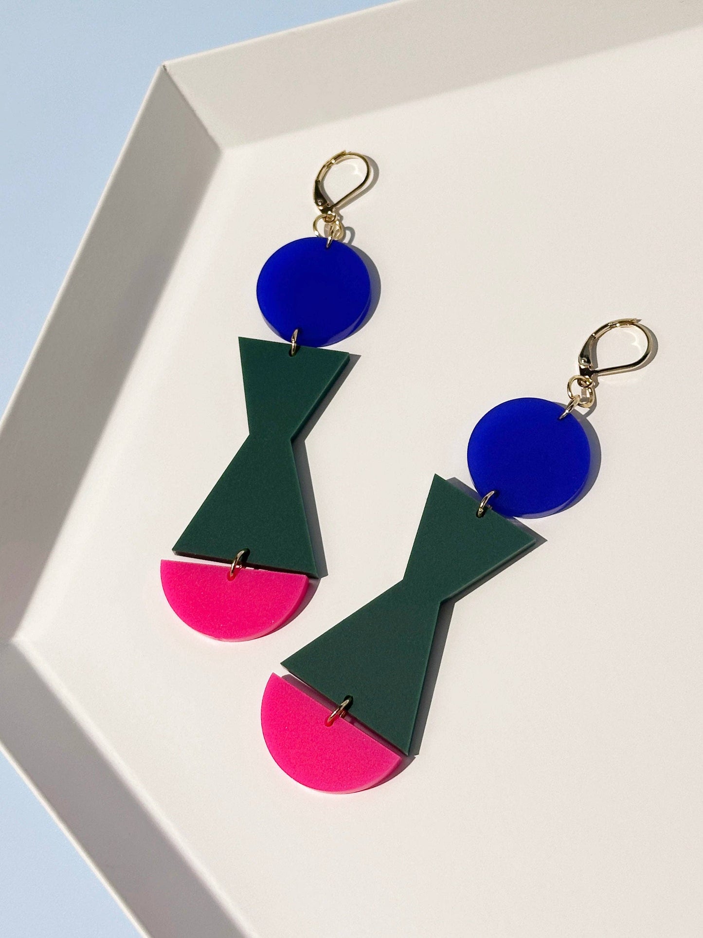 Boucles d'oreilles pendantes en forme abstraite | Combinist Goods