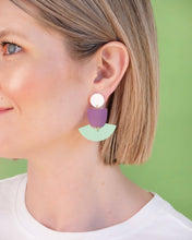 Charger l&#39;image dans la galerie, Boucles d&#39;oreilles jupe
