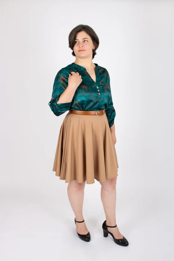 Blouse Léonie turquoise Infime, vue portée de face