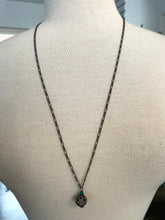 Charger l&#39;image dans la galerie, Collier long POS-75 argent boule émeraude
